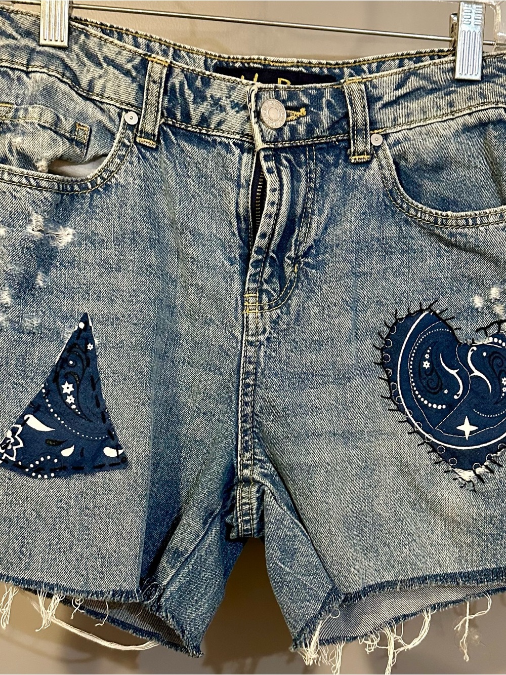 Repurposed Indigo Rein Blue Denim Bandana Patch Shorts size 3, 25” waist